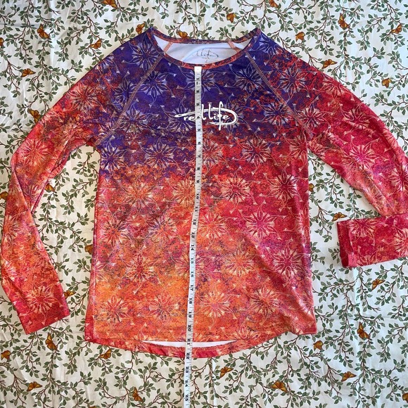 Women’s Reel Life fish mandala long sleeve active wear summer top - Picture 5 of 9
